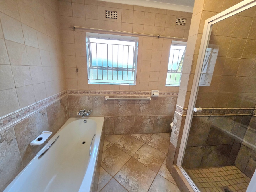 4 Bedroom Property for Sale in Panorama Free State